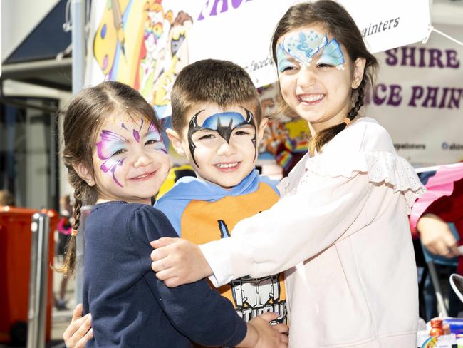 Analissa Trujillo, Enea Pontini and Aliyana Trujillo at CronullaFest at Cronulla on the 09/09/2023. Picture: Daily Telegraph/ Monique Harmer