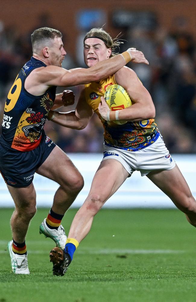 The teenage sensation for the West Coast Eagles, revealed he incorporates mixed martial arts techniques into his AFL game.