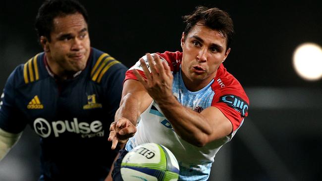 DUNEDIN, NEW ZEALAND - MAY 27:  Nick Phipps of the Waratahs gets the ball away during the round 14 Super Rugby match between the Highlanders and the Waratahs at Forsyth Barr Stadium on May 27, 2017 in Dunedin, New Zealand.  (Photo by Dianne Manson/Getty Images)