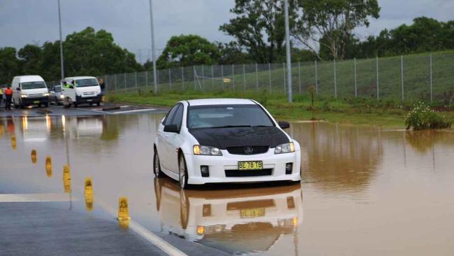 children-safe-after-flooding-causes-blacktown-school-and-childcare