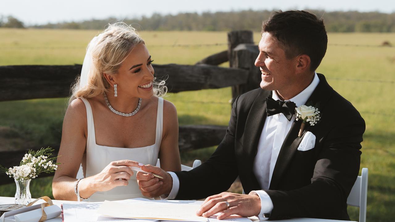 Broncos assistant coach marries his journalist bride in a country ...