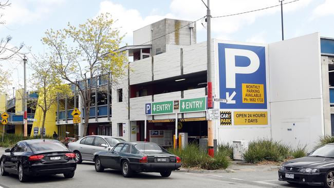 People have been complaining about the parking at Prahran Market - saying there are no spaces yet the market is empty.