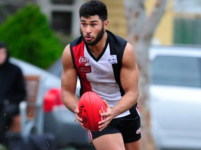 Tom Baravi in action for West Coburg in the EDFL. Picture: Jamie Morey