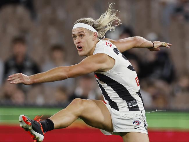 MELBOURNE , AUSTRALIA. March 21 , 2024.  St Kilda vs Collingwood  at MCG. .  Darcy Moore of the Magpies    . Pic: Michael Klein