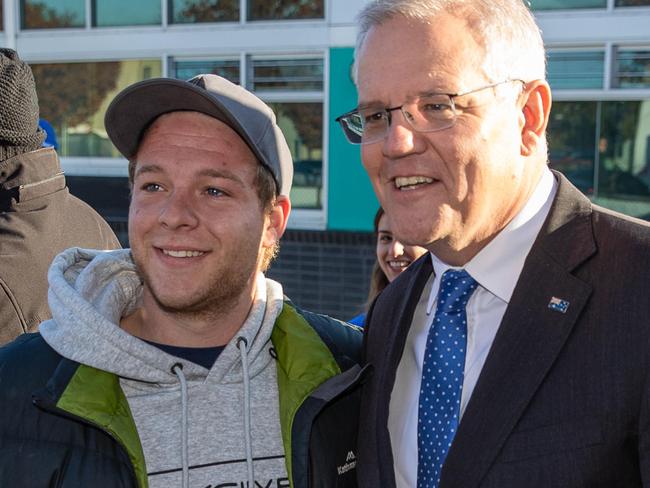 ELECTION TEAM 2022 LIBERAL BUS TOUR  21/5/2022  Prime Minister Scott Morrison with Jenny Morrison at polling booth Doreen North Eastern Melbourne in the seat of McEwen. Local liberal candidate Richard Welch.Picture: Jason Edwards