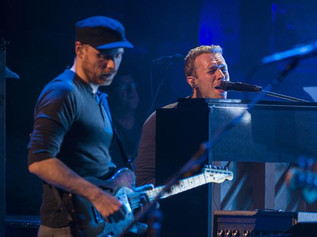 Coldplay performs at the Beacon Theatre on Monday, May 5, 2014, in New York. (Photo by Drew Gurian/Invision/AP)