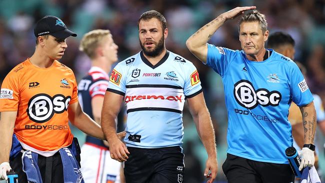 SYDNEY, AUSTRALIA - APRIL 10: Wade Graham of the Sharks leaves the field with a head injury during the round five NRL match between the Sydney Roosters and the Cronulla Sharks at Sydney Cricket Ground, on April 10, 2021, in Sydney, Australia. (Photo by Mark Kolbe/Getty Images)