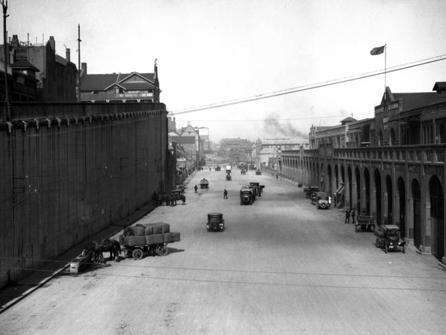 The Gas Works at Cockle Bay circa 1920.