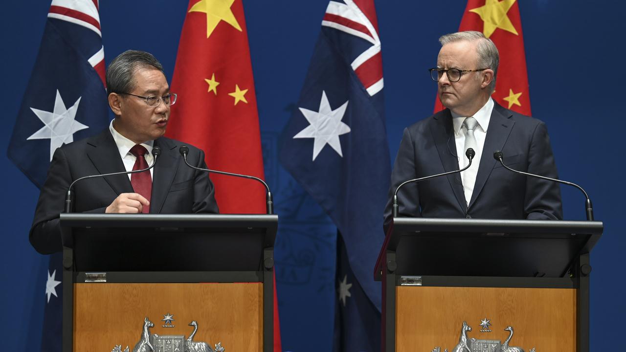 Chinese Premier Li Qiang and Mr Albanese delivered joint remarks following a meeting between the pair. Picture: NewsWire / Martin Ollman