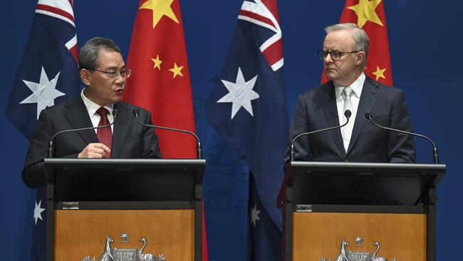 Chinese Premier Li Qiang and Mr Albanese delivered joint remarks following a meeting between the pair. Picture: NewsWire / Martin Ollman