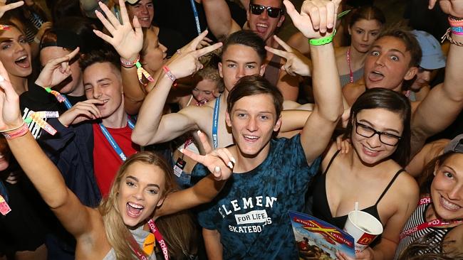 Schoolies 2015 Gold Coast School Leavers Take Parties Indoors Herald Sun 