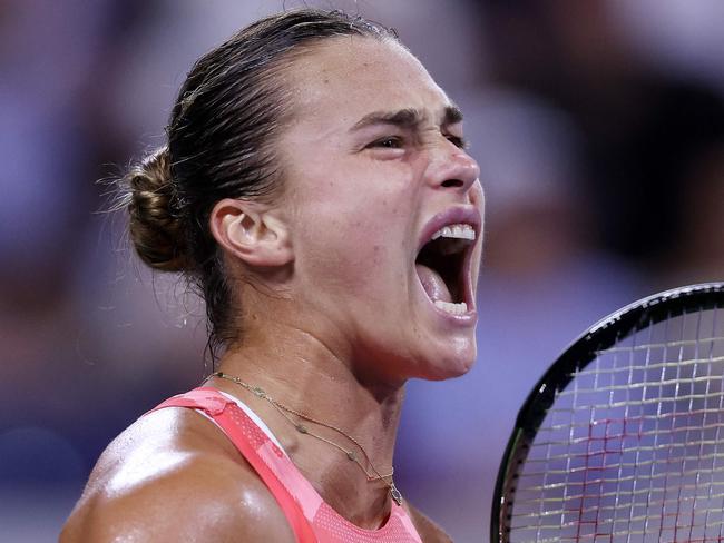 NEW YORK, NEW YORK - AUGUST 29: Aryna Sabalenka of Belarus celebrates a point against Maryna Zanevska of Belgium during their Women's Singles First Round match on Day Two of the 2023 US Open at the USTA Billie Jean King National Tennis Center on August 29, 2023 in the Flushing neighborhood of the Queens borough of New York City.   Matthew Stockman/Getty Images/AFP (Photo by MATTHEW STOCKMAN / GETTY IMAGES NORTH AMERICA / Getty Images via AFP)