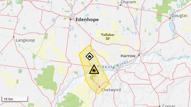 The fire near Kadnook is now contained. Picture: Vic Emergency