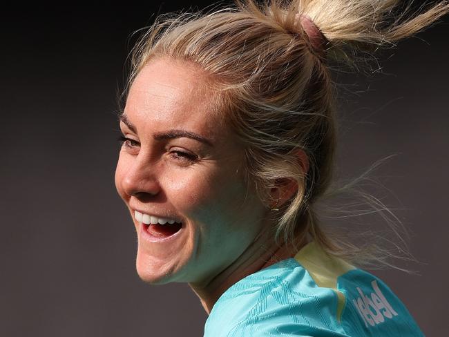 MELBOURNE, AUSTRALIA - JULY 13: Ellie Carpenter of the Matildas warms up during an Australia Matildas Training session at Marvel Stadium on July 13, 2023 in Melbourne, Australia. (Photo by Robert Cianflone/Getty Images)