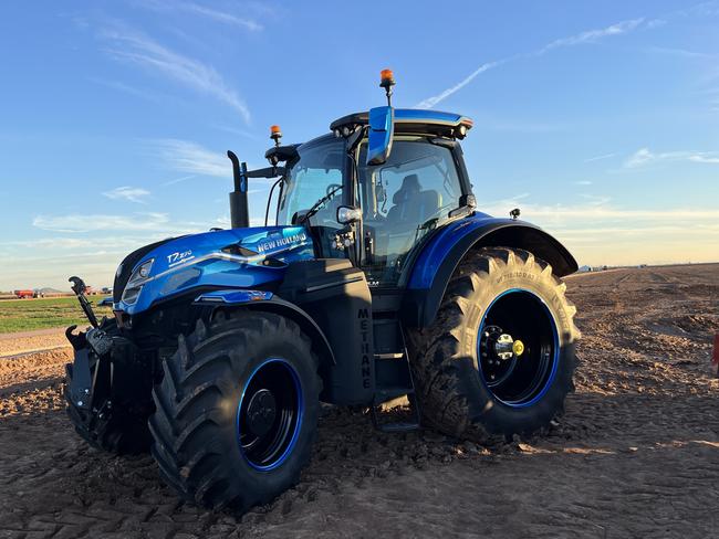 The New Holland T7 methane power LNG prototype tractor launched at CNH Industrial's inaugural Tech Day in Phoenix, Arizona. Photo: Else Kennedy