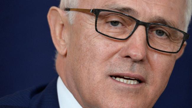 Malcolm Turnbull has urged an end to the cricketing salary war.