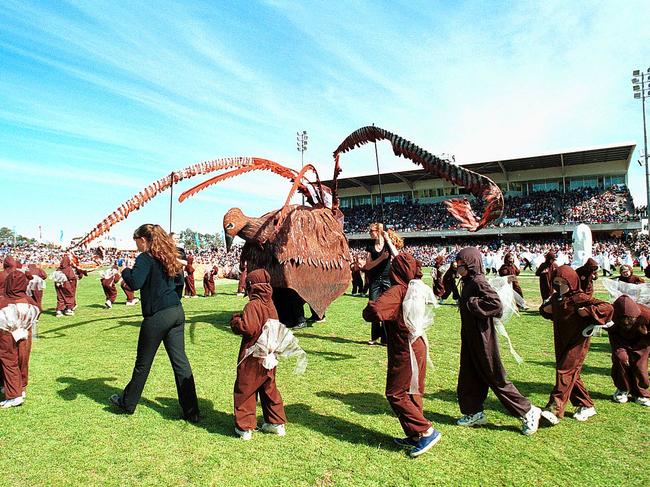 Torch relay celebrations at Campbelltown Sports ground on 04/09/00. Picture: Robert Pozo.