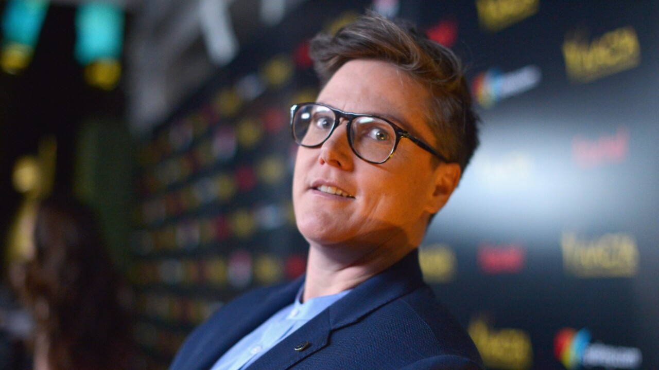 ‘No-name’ comedian Hannah Gadsby slammed for helping rename Barry Award