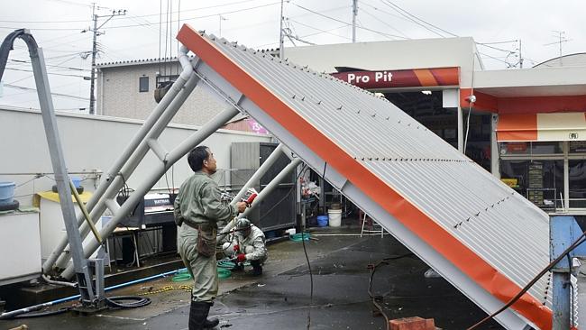 Deadly typhoon Goni slams into Japan