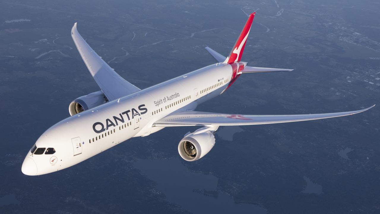 Qantas Airways staff can get discounts on flights.