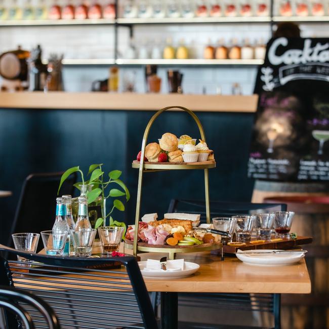 Gin high tea, Bass & Flinders distillery