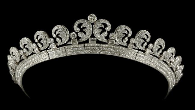Queen Elizabeth II's 'Halo' tiara.