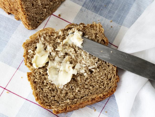 Bread, Cut Out, Bread, Loaf of Bread, Wholegrain, Cereal Plant, Artisanal Food and Drink,Baguette, Food, Bakery,Sliced Bread, Bun - Bread,Rye Bread, Carbohydrate - Food Type,Sliced Bread, butter,