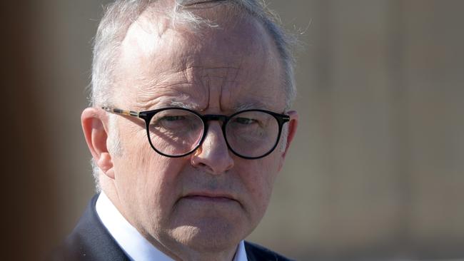 PERTH, AUSTRALIA. NewsWire Photos. 27 JANUARY 2025 Prime Minister Anthony Albanese meets Premier Roger Cook at Kwinana Bulk Terminal. Picture: NewsWire/ Sharon Smith