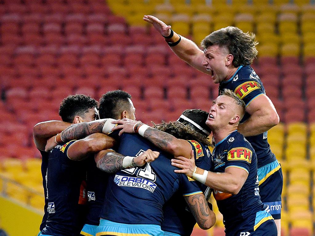 Gold Coast Titans end year-long win drought with last-gasp try to beat ...