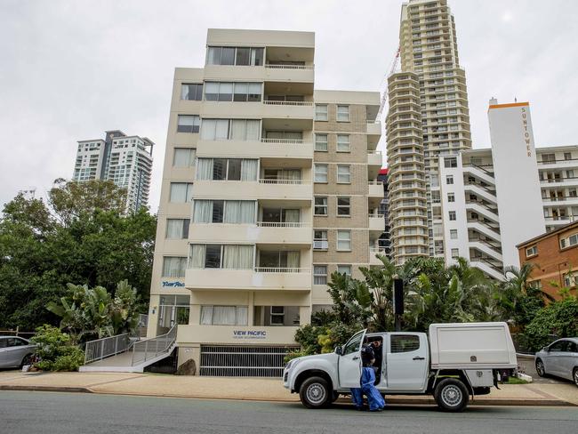 Police at the scene where a teen died following a drug-fuelled party. Picture: Jerad Williams