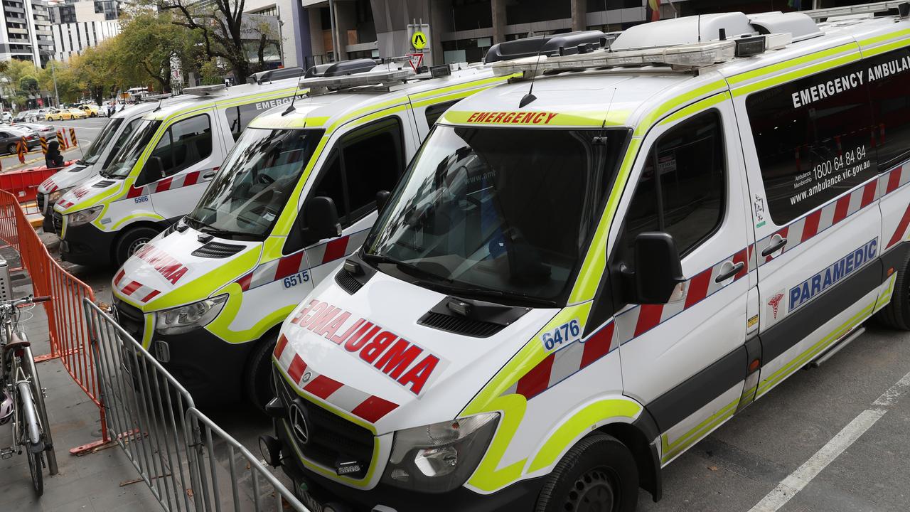 Paramedics are said to be furious at the unacceptable delay in answering triple-0 calls. Picture: David Crosling