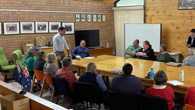 Nationals leader David Littleproud announced the coalition’s position while addressing a group of residents at Kilkivan who have been fighting against controversial plans to run high voltage powerlines across their region.