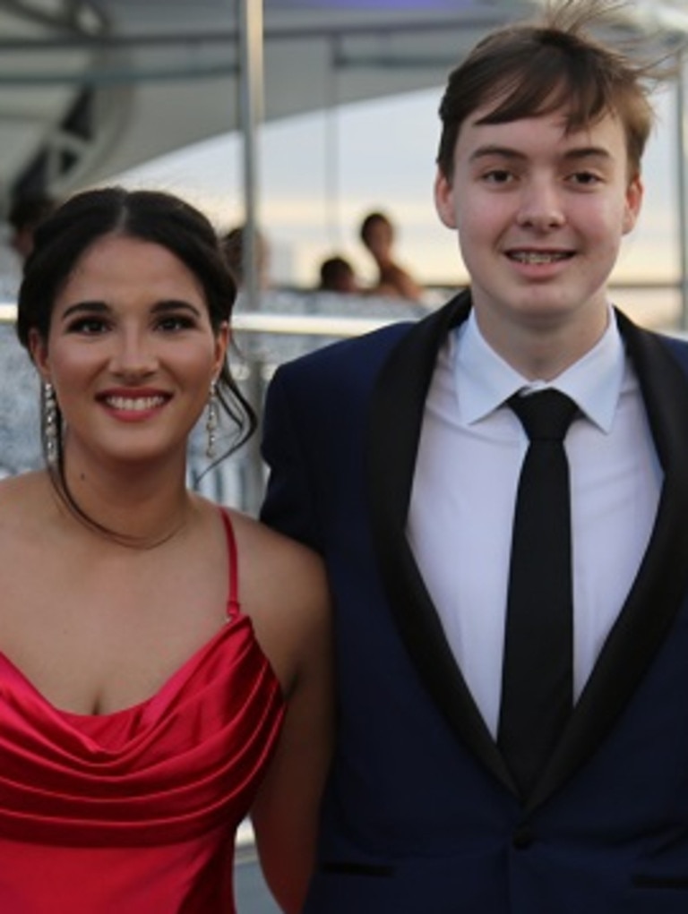 Friendships and fun were part of the Carmel College year 12 formal. PHOTOS: Ethan Bemet