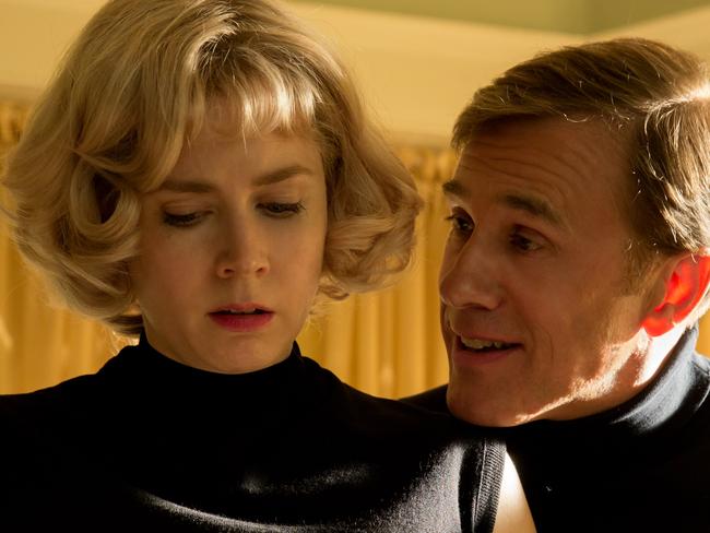 Amy Adams and Christoph Waltz in a scene from the movie Big Eyes.