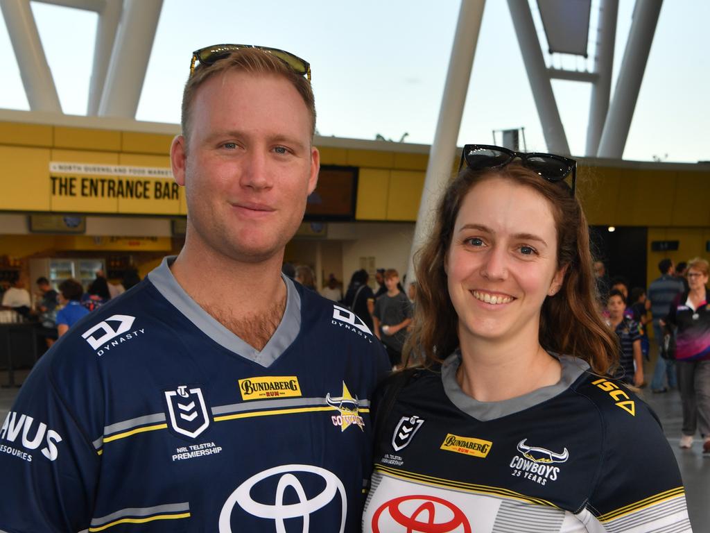 North Queensland Toyota Cowboys - Nothing like a fresh wallpaper!  #WallpaperWednesday