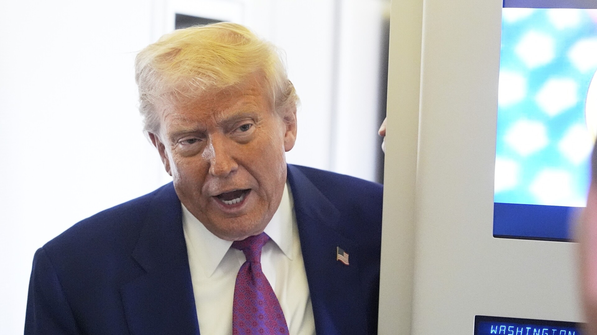 Trump faces 'valid' criticism for accepting Qatari jet
