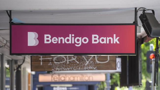 Bendigo Bank in Westcourt, Cairns went into shutdown this afternoon after a man allegedly began yelling at staff, visitors and police. Picture: NCA NewsWire / Roy VanDerVegt