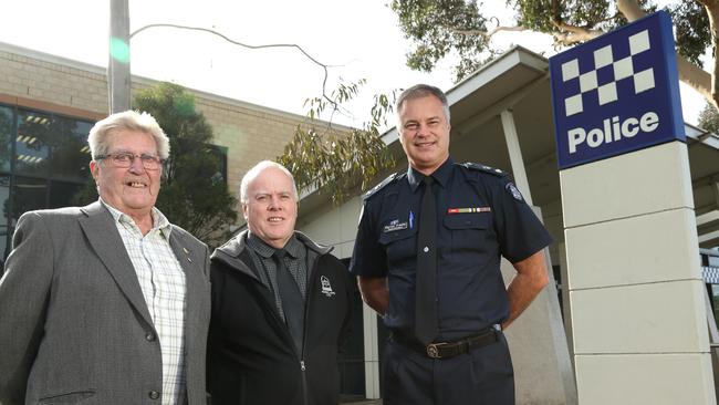 Paul O'Connell (centre) with Monty Montgomery and Superintendent Darren Franks. Picture: Hamish Blair