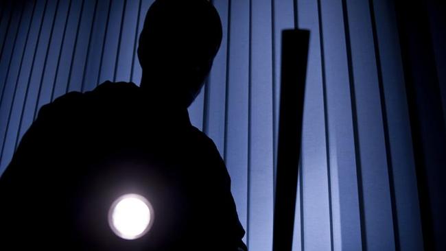 The offenders wore balaclavas and three were believed to be armed with metal weapons