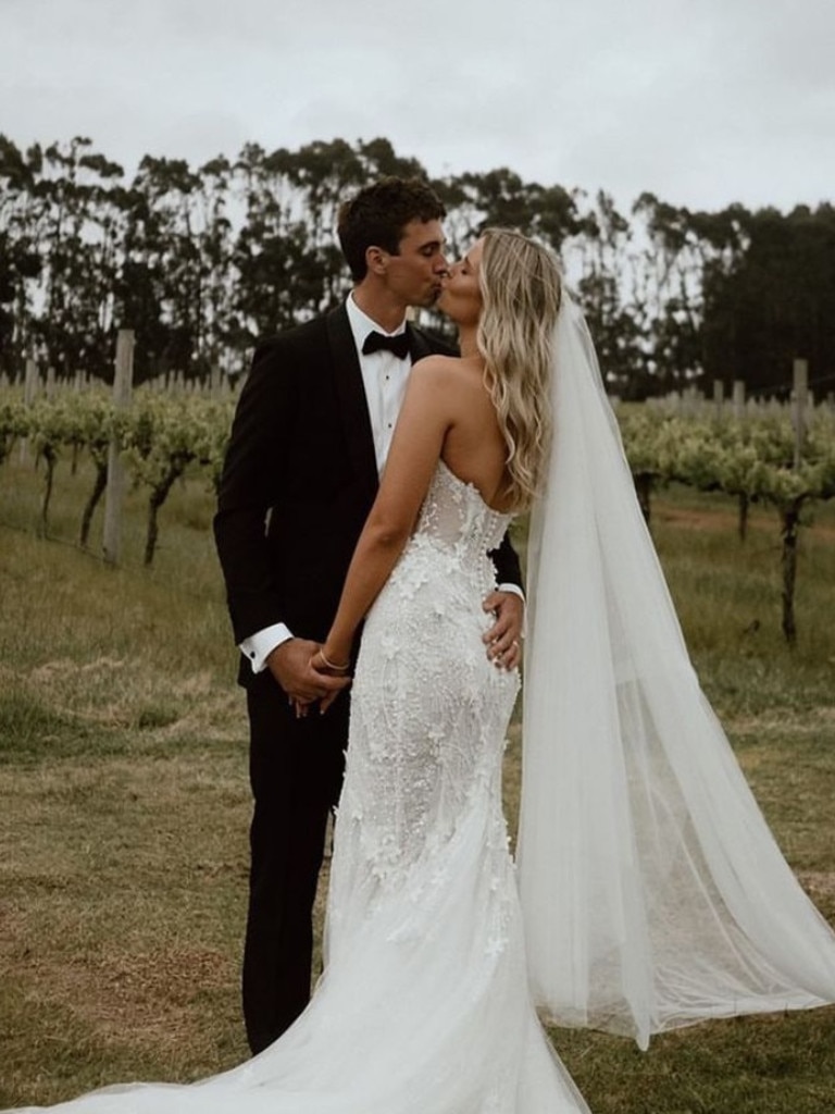 Liv Cripps and Jamie Cripps on their special day. Photo: Instagram, @livcripps_