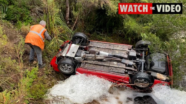 Crews retrieve car after fatal Targa crash