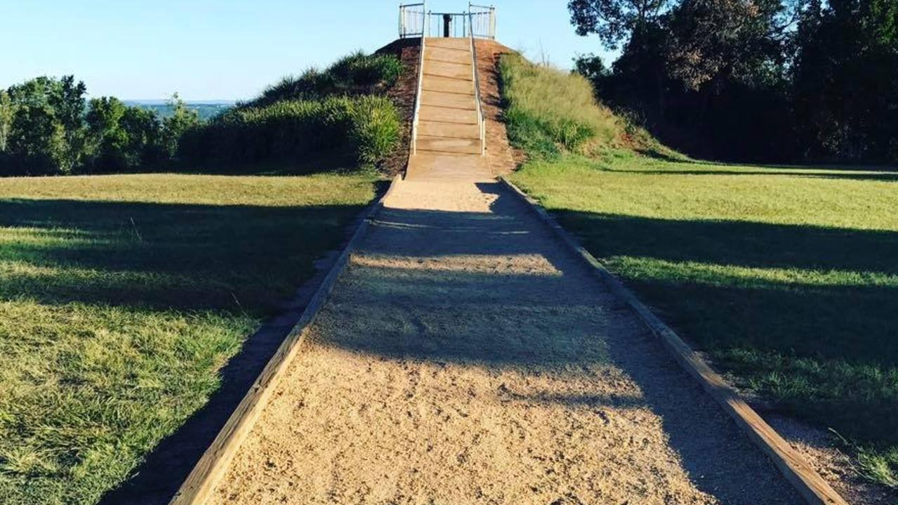 Mt Wooroolin Summit