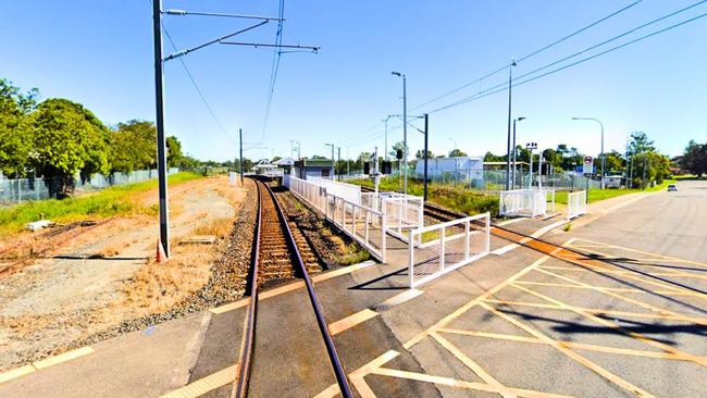 The level crossing at Spanns Rd will be removed. Picture: Judith Kerr