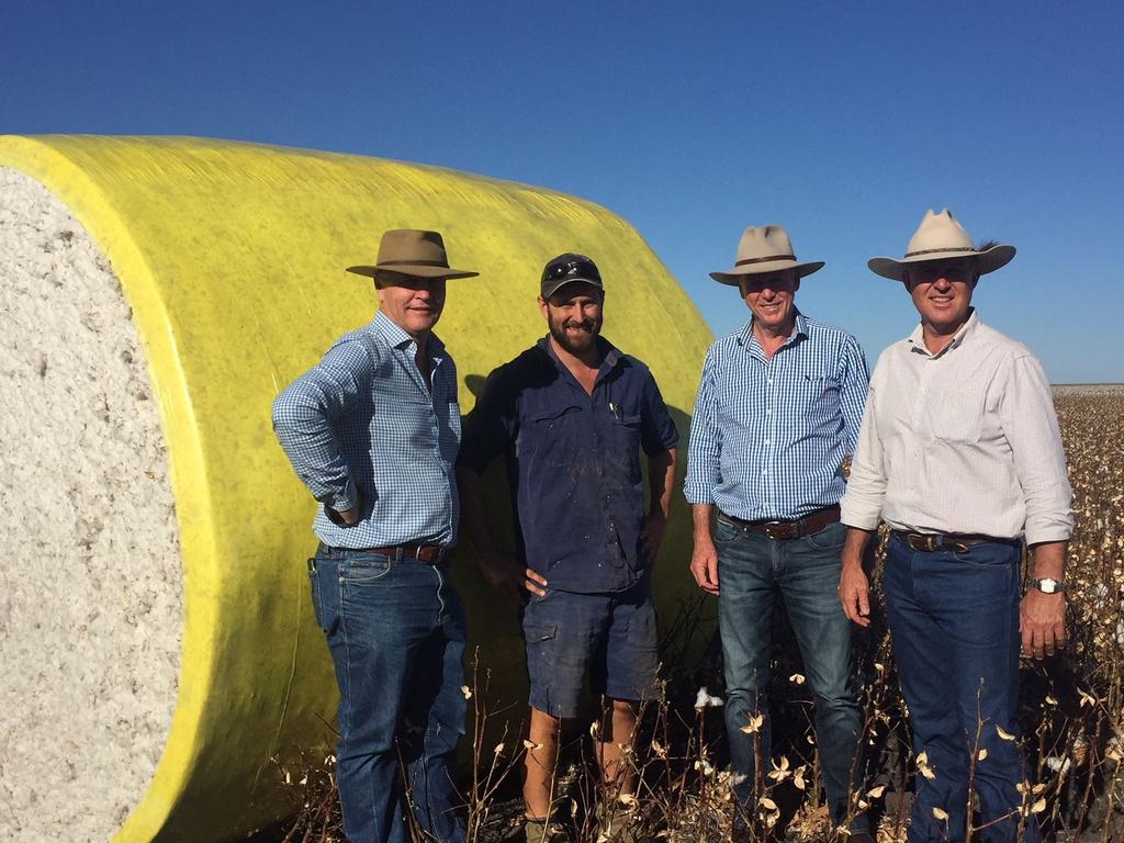 Michael Murray of Cotton Australia, Kurt Von Pein, Pat Weir and Tony Perrett MP at the Von Pein farm