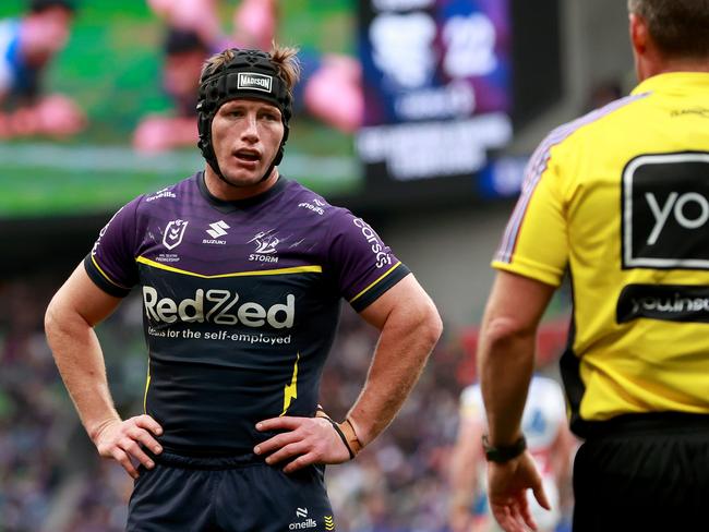 MELBOURNE, AUSTRALIA - JUNE 09:  Harry Grant of the Storm speaks with a referee during the round 14 NRL match between Melbourne Storm and Newcastle Knights at AAMI Park, on June 09, 2024, in Melbourne, Australia. (Photo by Kelly Defina/Getty Images)