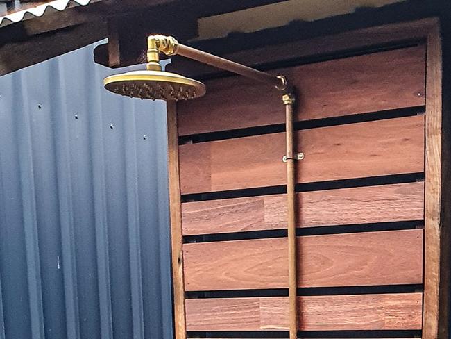 woman shares outdoor bunnings shower