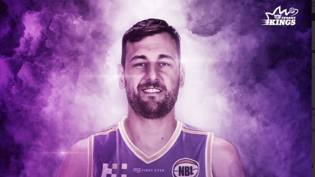 Andrew Bogut has been cleared to join the Sydney Kings.