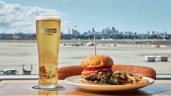 Why the bar at Sydney Airport is my happy place