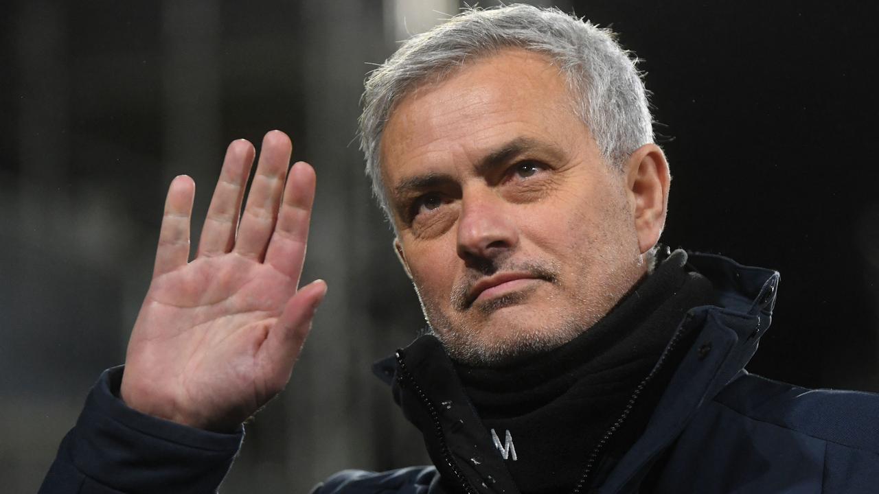 Tottenham Hotspur's Portuguese head coach Jose Mourinho has taken aim at Arsenal.