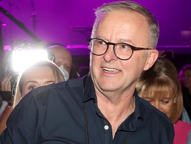 FEDERAL ELECTION TEAM 2022. LABOR BUS TOUR 17/4/2022 - Labor leader Anthony Albanese and partner Jodie Haydon attend Bluesfest in Byron Bay, New South Wales on day 6 of the federal election campaign. Picture: Toby Zerna